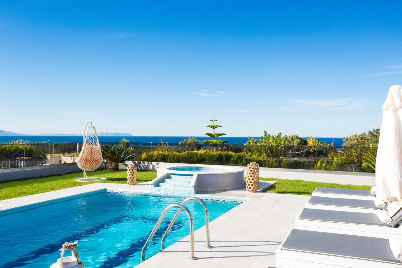 Evangelos Villas, Lavish Touch, By Thinkvilla Angeliana  ภายนอก รูปภาพ