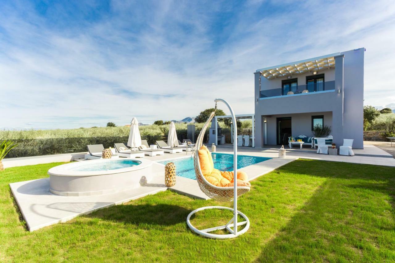 Evangelos Villas, Lavish Touch, By Thinkvilla Angeliana  ภายนอก รูปภาพ