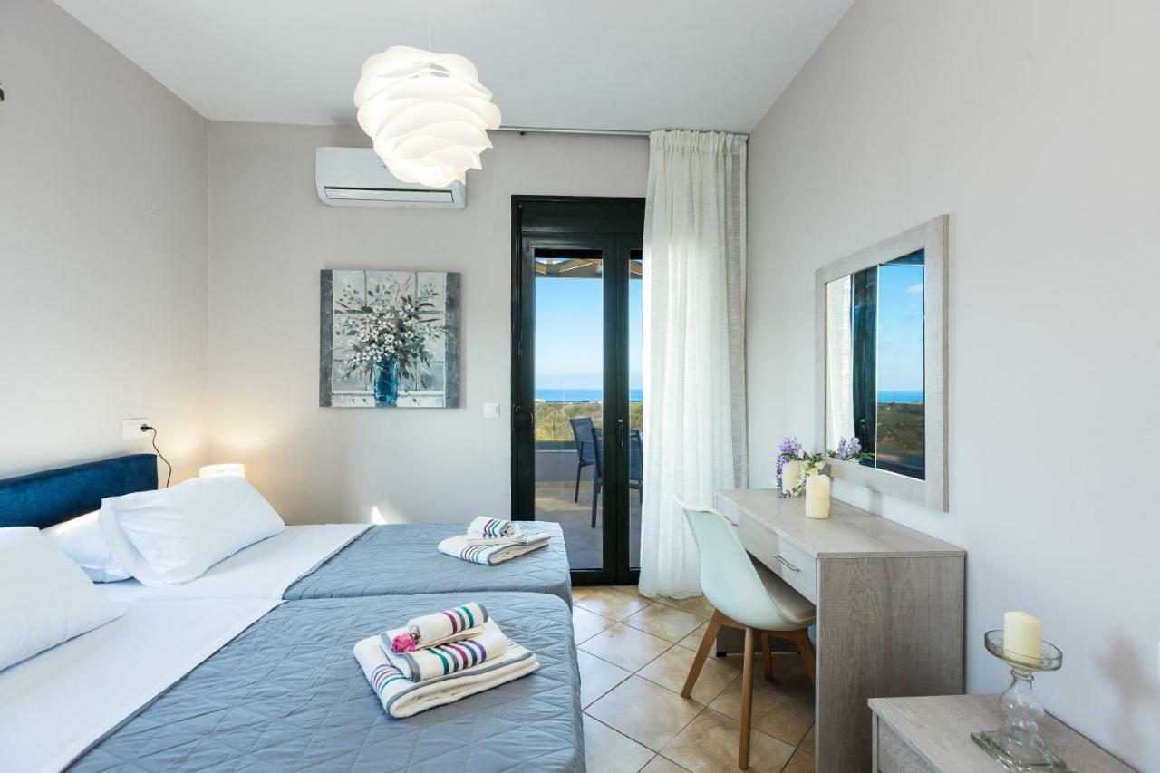 Evangelos Villas, Lavish Touch, By Thinkvilla Angeliana  ภายนอก รูปภาพ