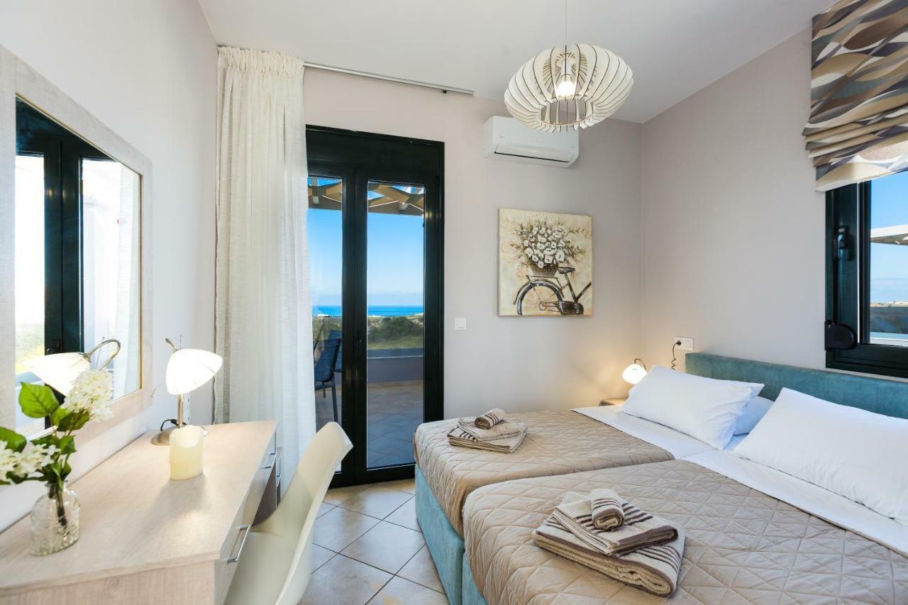 Evangelos Villas, Lavish Touch, By Thinkvilla Angeliana  ภายนอก รูปภาพ